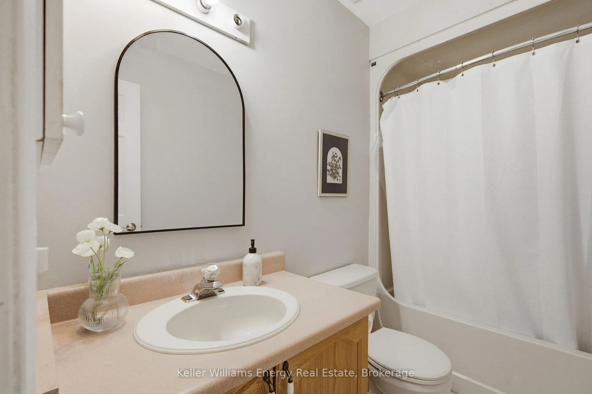 Photo 27 of 32 Sagewood Avenue, Clarington, Courtice — HOMEH