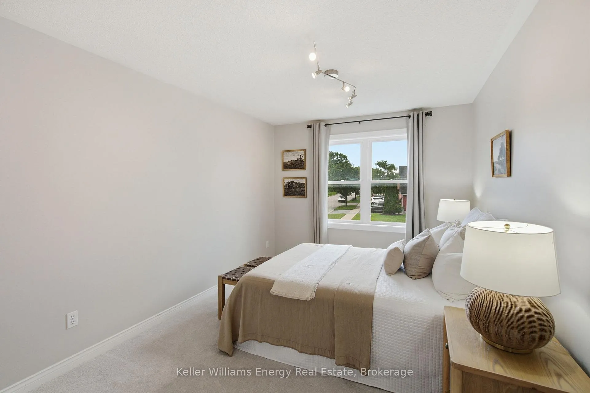 Photo 30 of 32 Sagewood Avenue, Clarington, Courtice — HOMEH