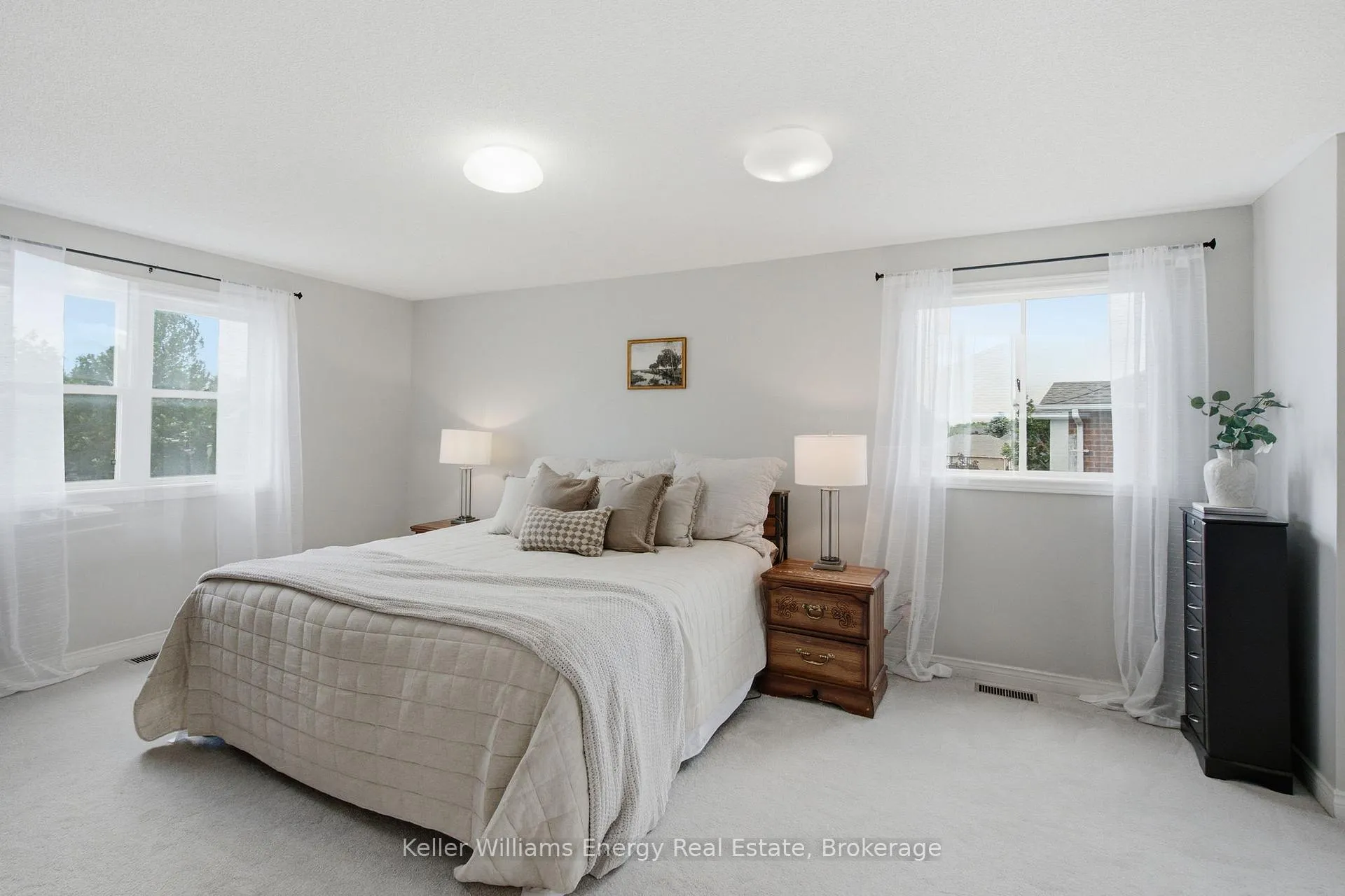 Photo 34 of 32 Sagewood Avenue, Clarington, Courtice — HOMEH