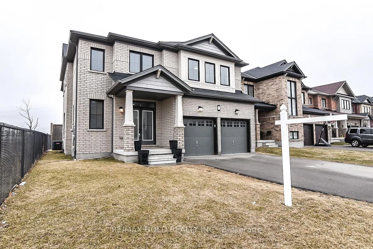 Photo 3 of 206 Crafter Crescent, Hamilton, Stoney Creek Mountain — HOMEH