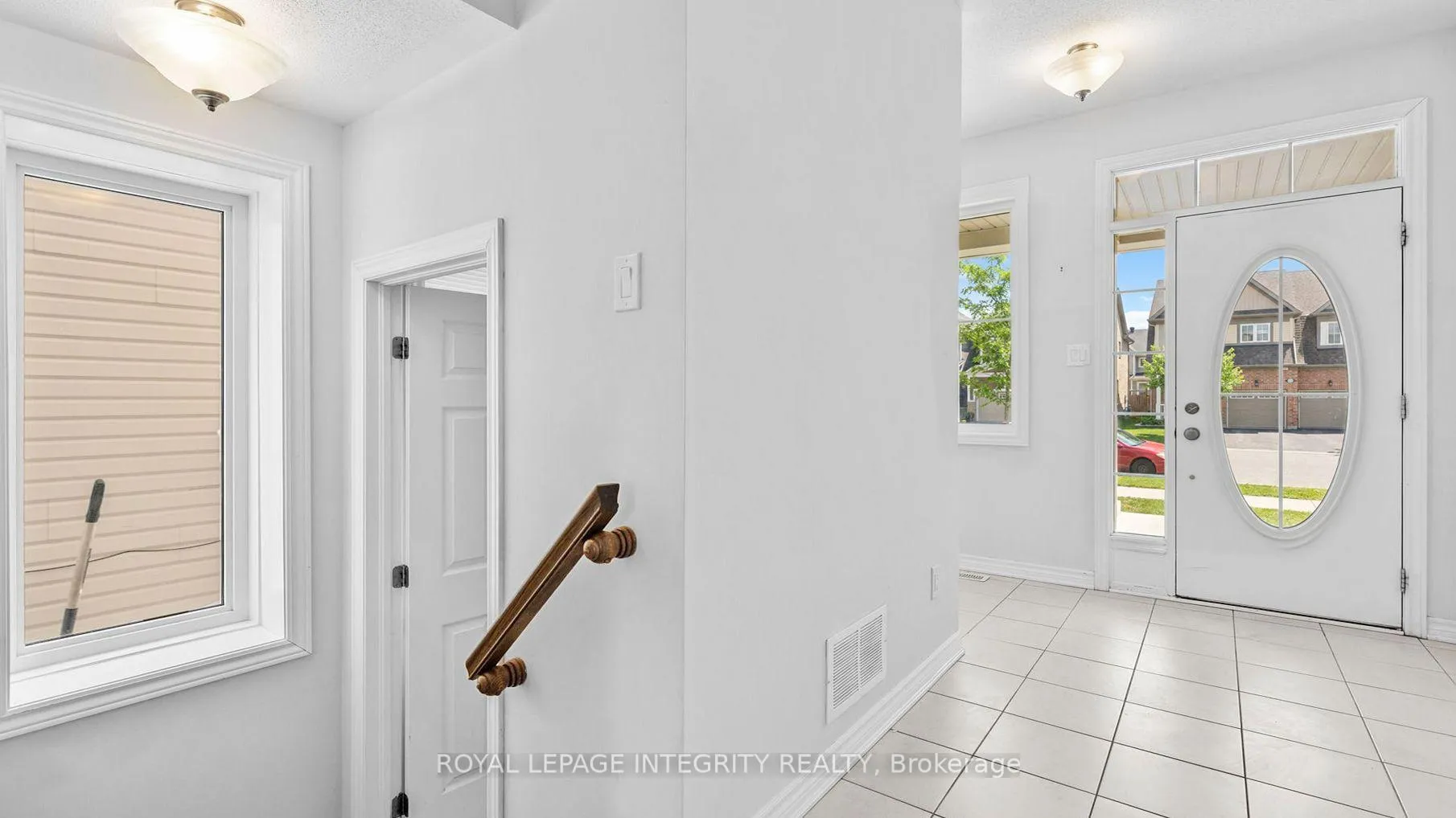 Photo 2 of 163 Cranesbill Road, Ottawa, Kanata - Emerald Meadows/Trailwest — HOMEH