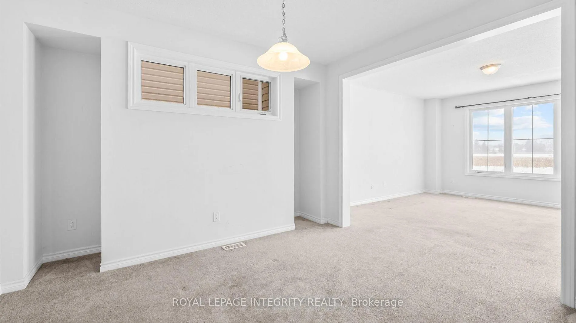 Photo 4 of 163 Cranesbill Road, Ottawa, Kanata - Emerald Meadows/Trailwest — HOMEH