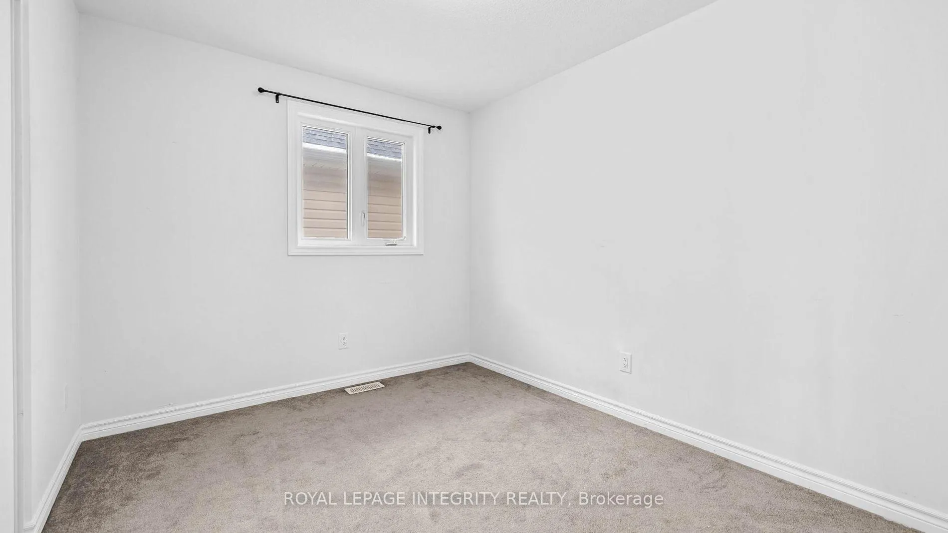 Photo 17 of 163 Cranesbill Road, Ottawa, Kanata - Emerald Meadows/Trailwest — HOMEH
