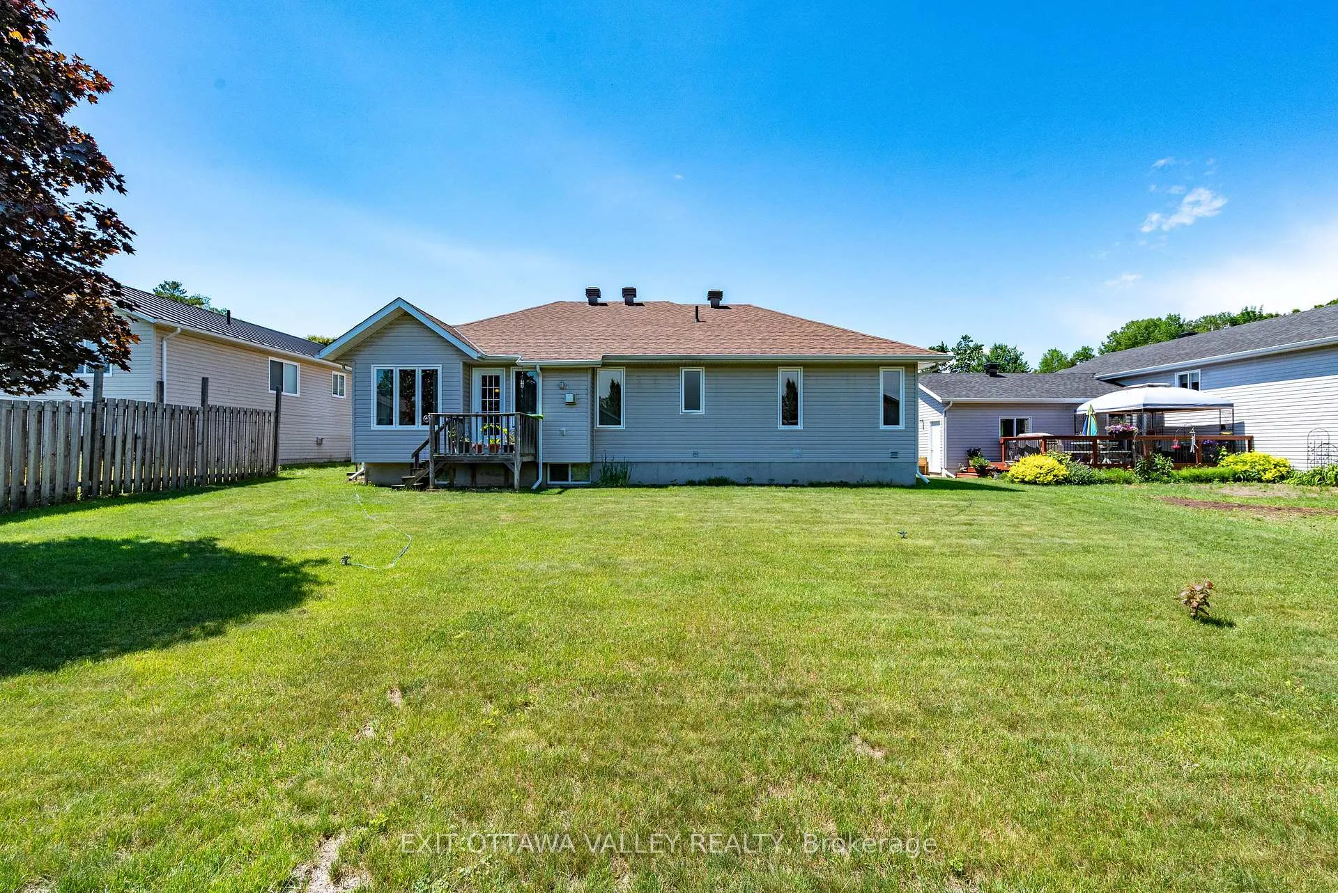 Photo 40 of 6 Cockcroft Crescent, Deep River, Deep River — HOMEH