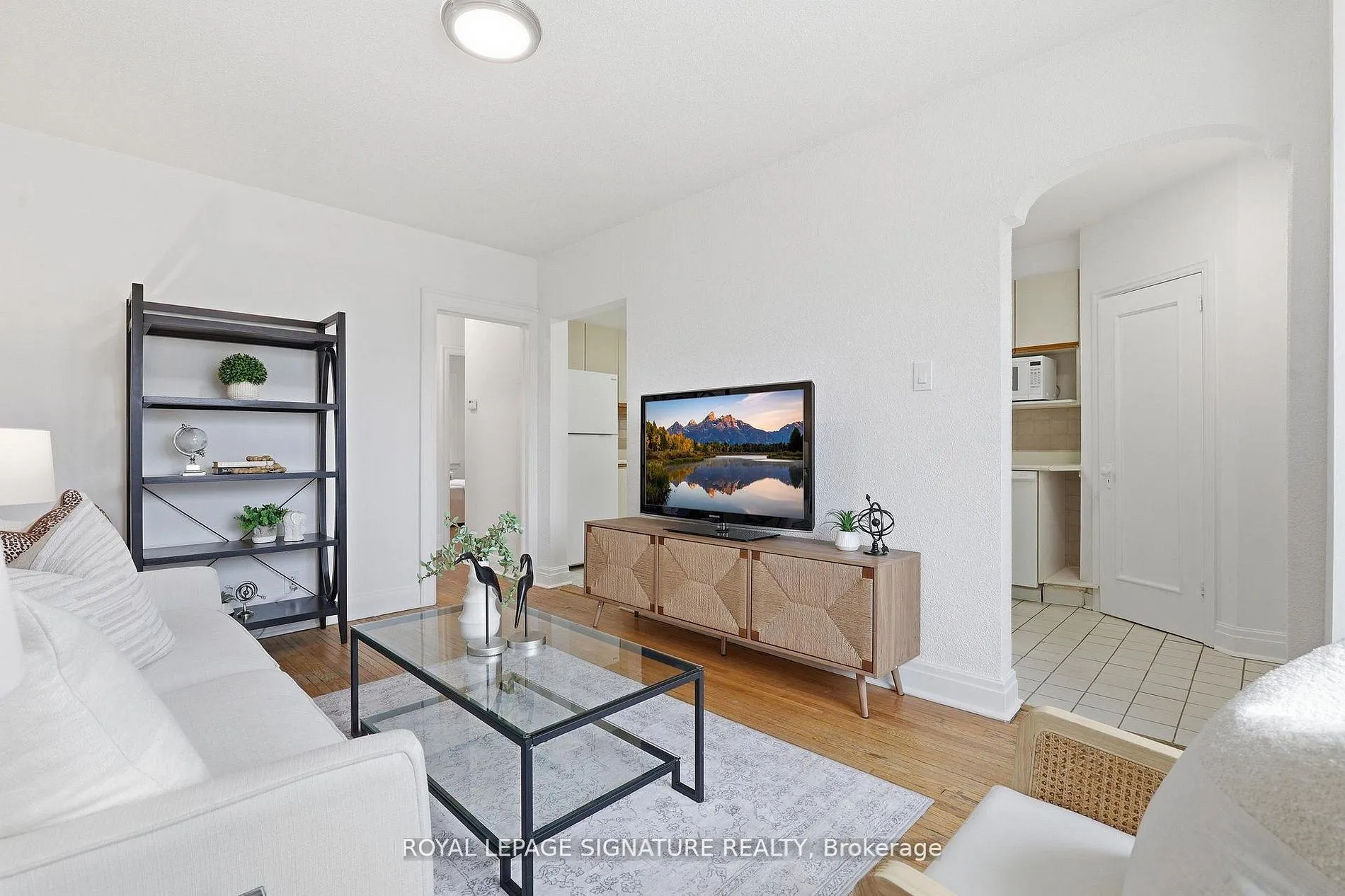 Photo 5 of 53 Juliet Crescent, Toronto, Keelesdale-Eglinton West — HOMEH