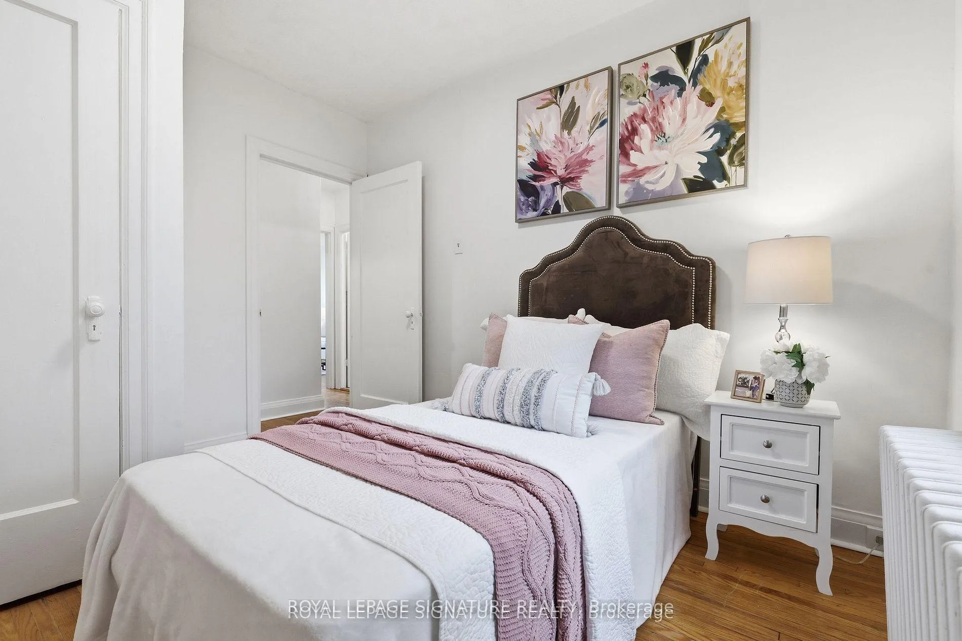 Photo 13 of 53 Juliet Crescent, Toronto, Keelesdale-Eglinton West — HOMEH