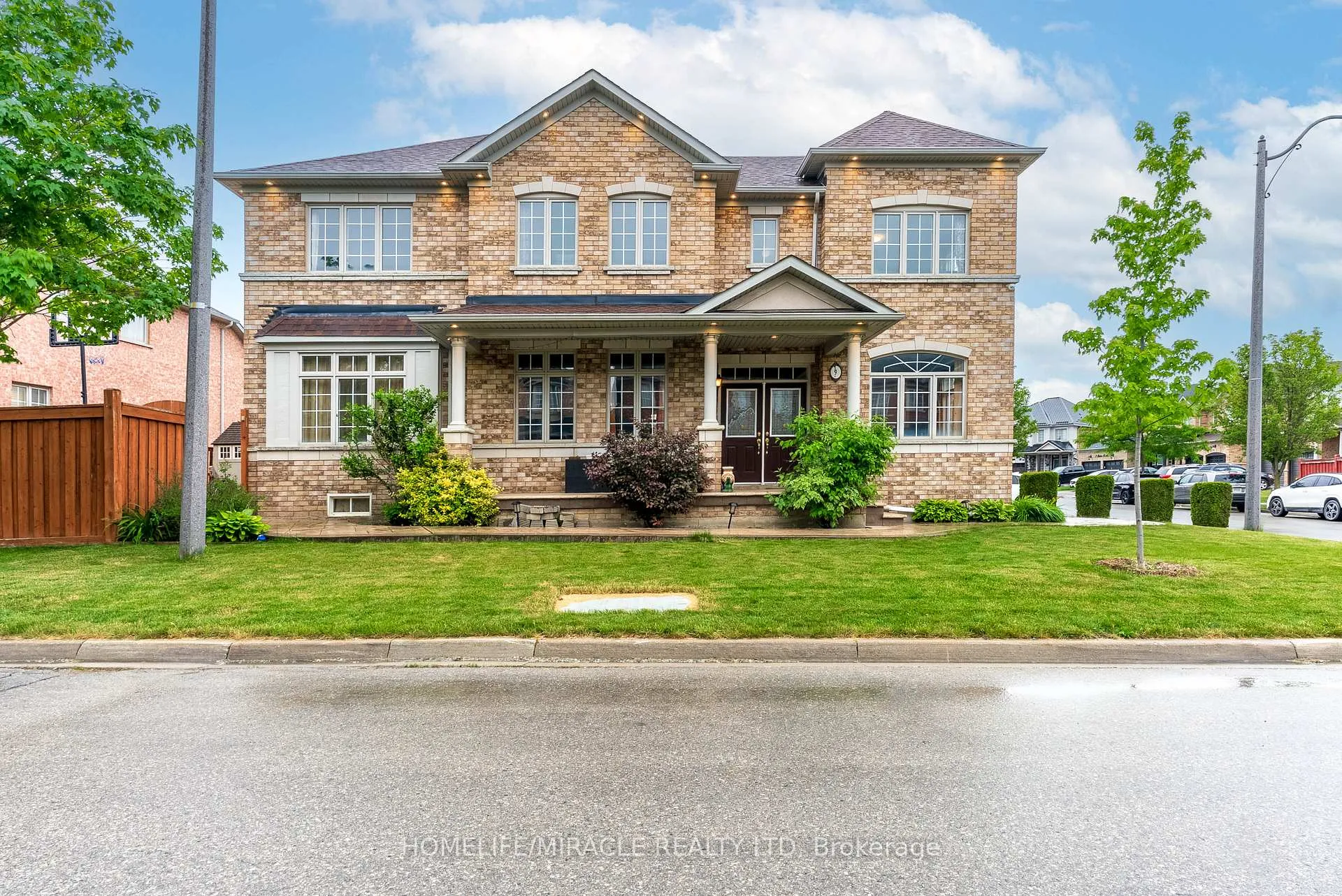 Front of 9 Peridot Road
