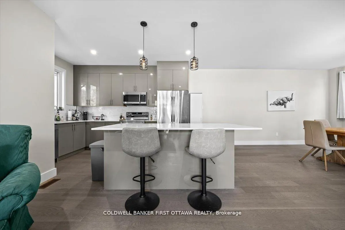 Photo 9 of Unit A & B, 25 Pennard Way, Ottawa, Hunt Club Park/Greenboro — HOMEH