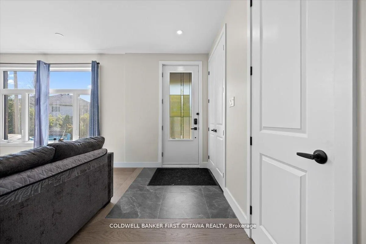 Photo 22 of Unit A & B, 25 Pennard Way, Ottawa, Hunt Club Park/Greenboro — HOMEH
