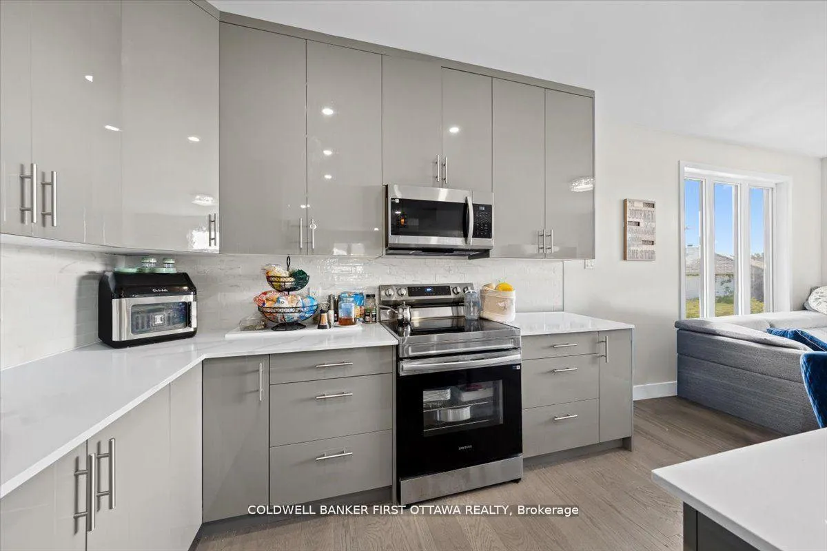 Photo 31 of Unit A & B, 25 Pennard Way, Ottawa, Hunt Club Park/Greenboro — HOMEH