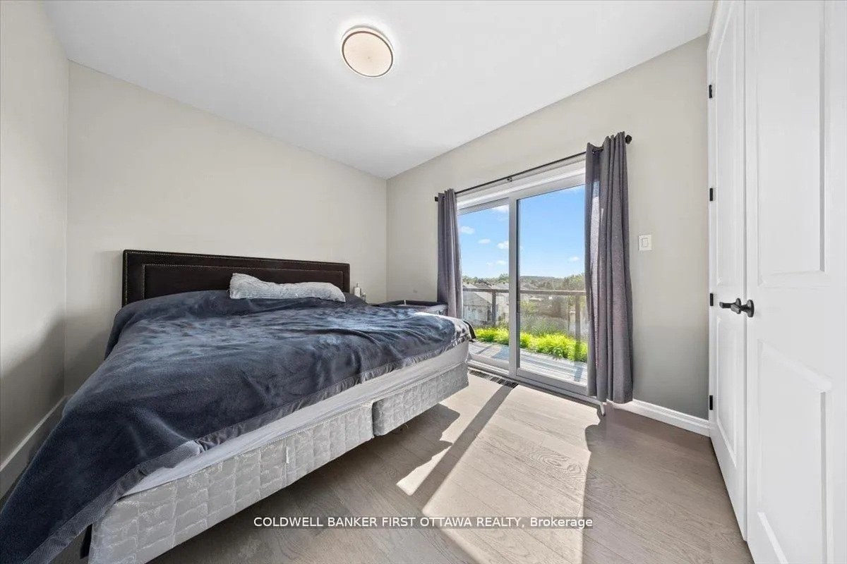 Photo 37 of Unit A & B, 25 Pennard Way, Ottawa, Hunt Club Park/Greenboro — HOMEH