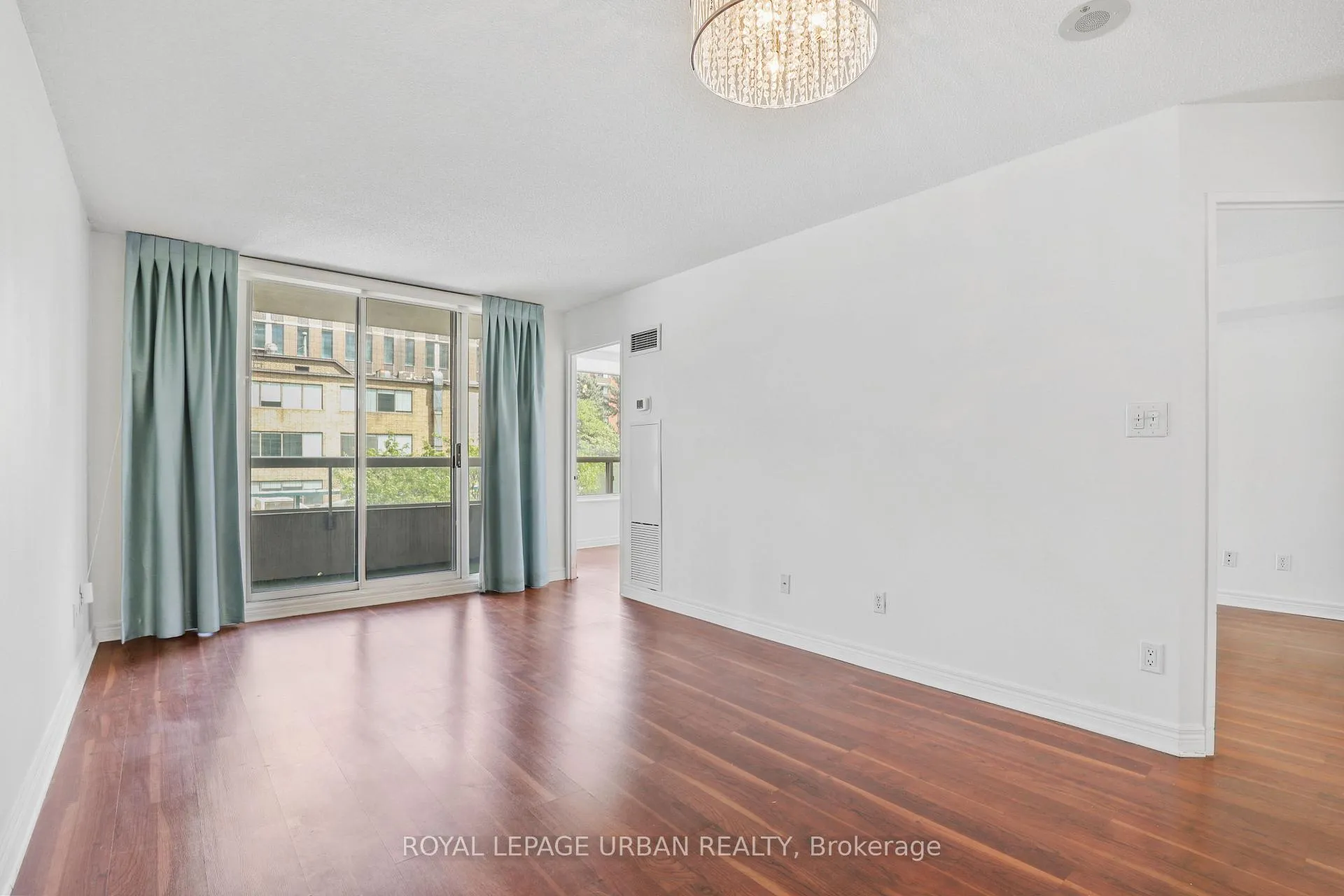 Photo 14 of Unit 506, 43 Eglinton Avenue E, Toronto, Mount Pleasant West — HOMEH