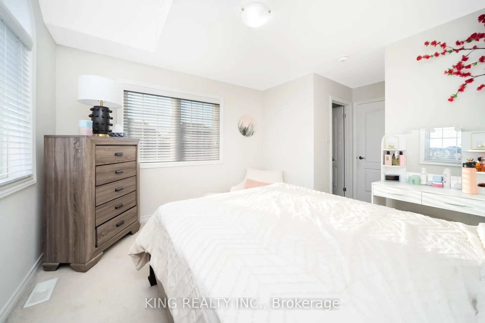 Photo 26 of 5 Loomis Road, Brampton, Northwest Brampton — HOMEH