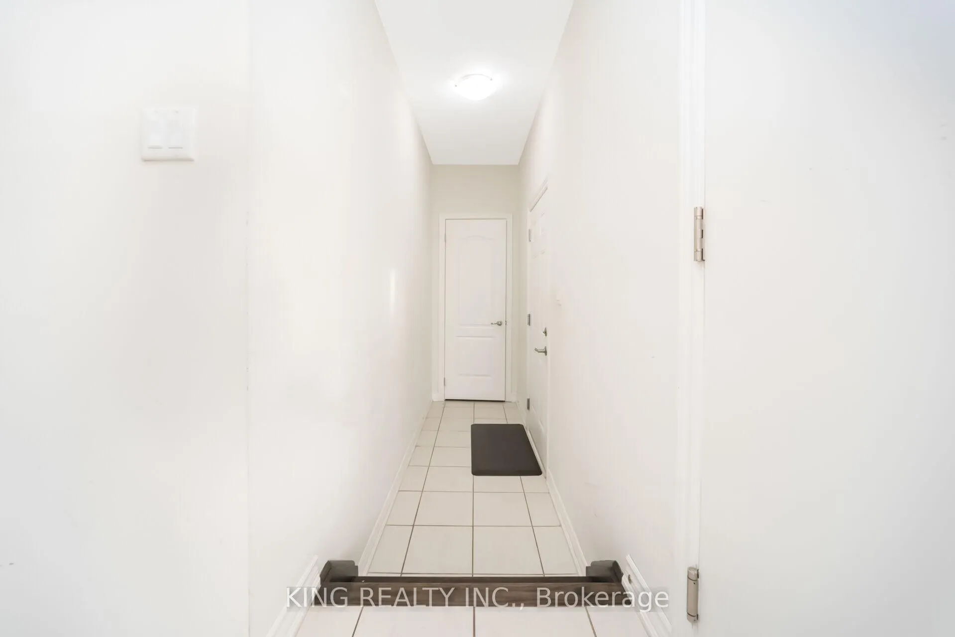 Photo 35 of 5 Loomis Road, Brampton, Northwest Brampton — HOMEH