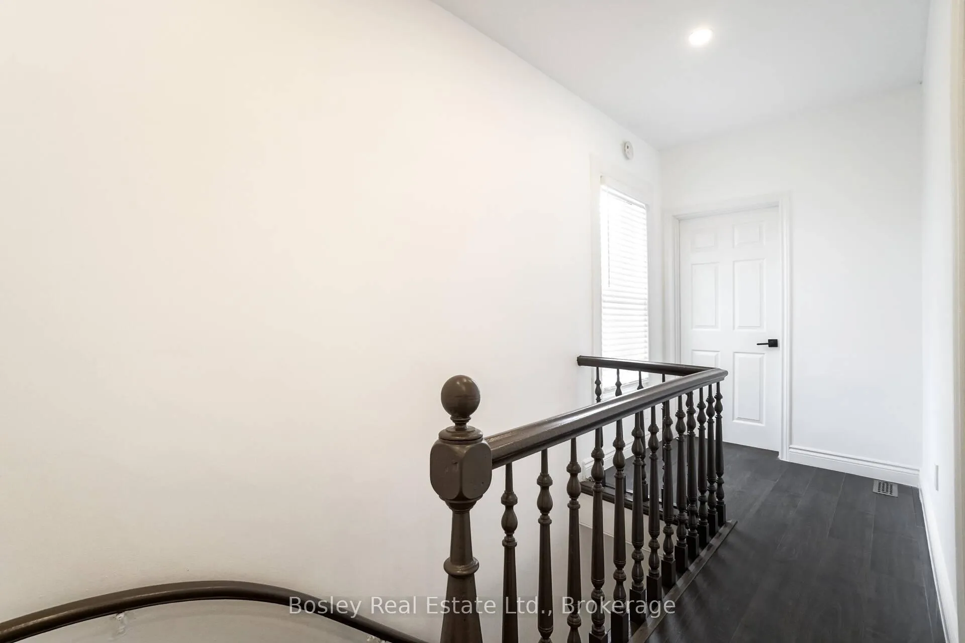 Photo 18 of 124 West Avenue N, Hamilton, Landsdale — HOMEH