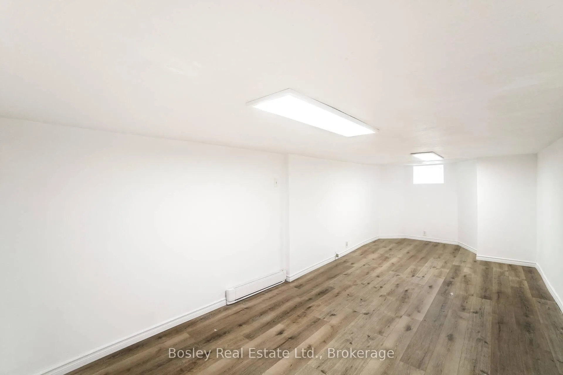 Photo 28 of 124 West Avenue N, Hamilton, Landsdale — HOMEH