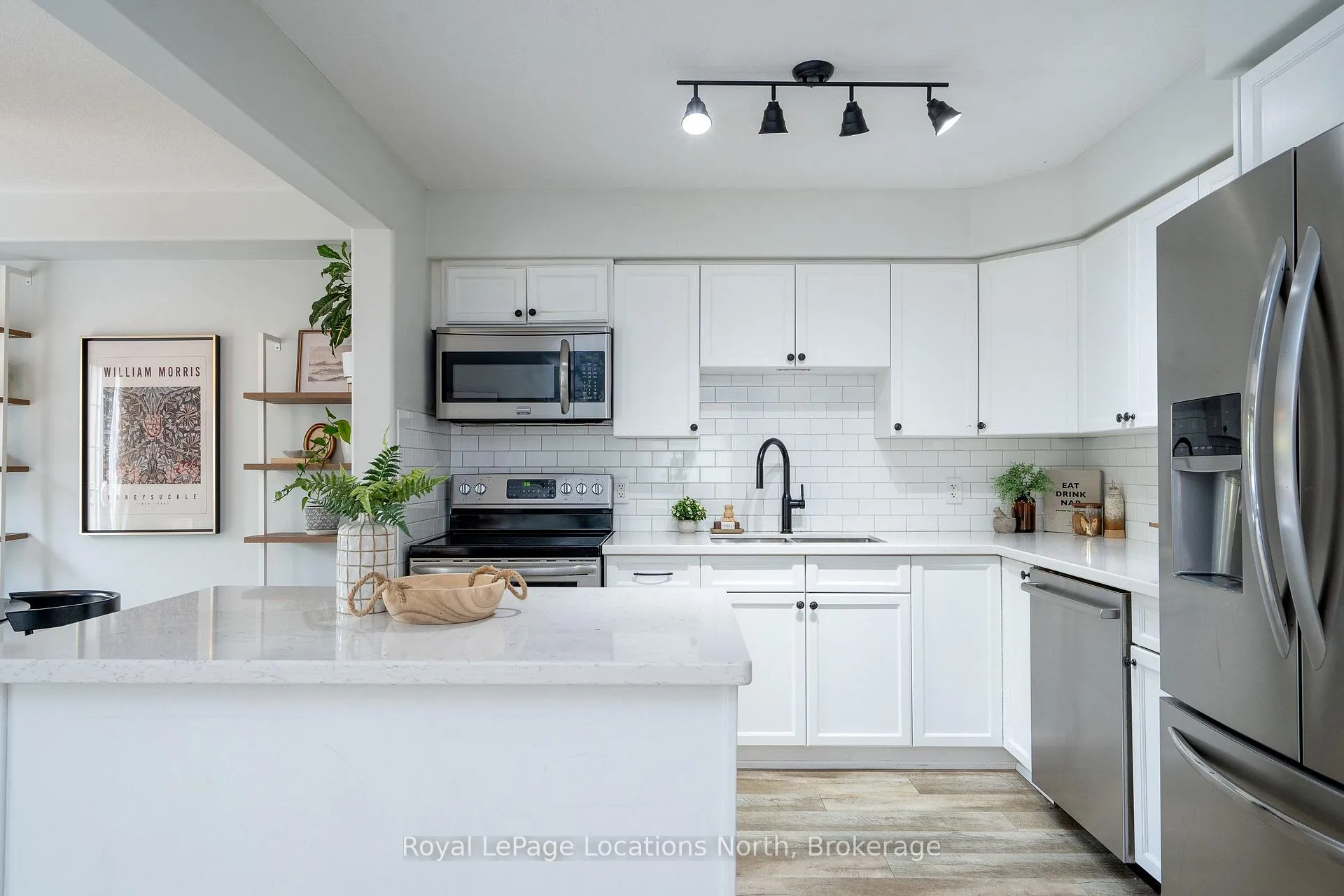 Photo 3 of 21 Barr Street, Collingwood — HOMEH
