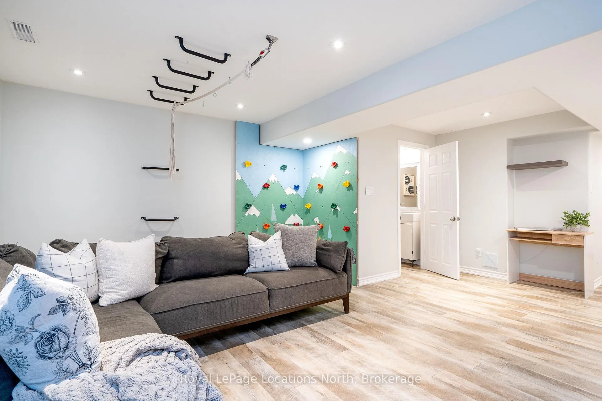 Photo 28 of 21 Barr Street, Collingwood — HOMEH