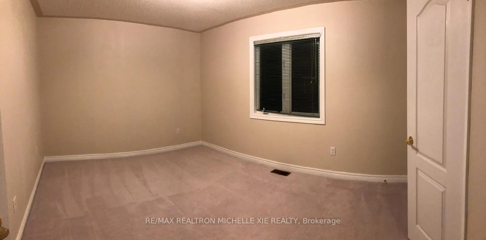 Photo 9 of 28 Bartlett Road, Markham, Cachet — HOMEH