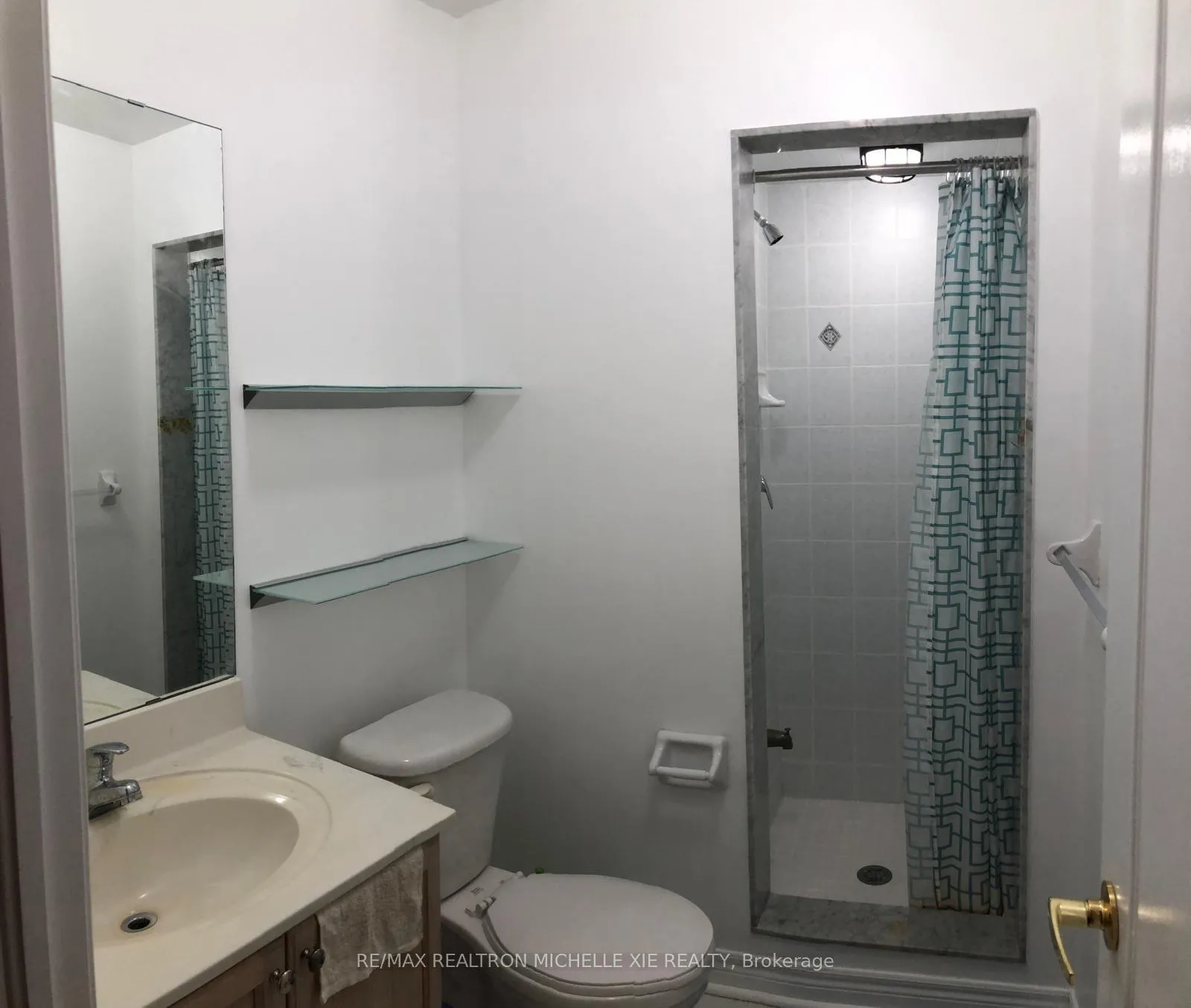 Photo 17 of 28 Bartlett Road, Markham, Cachet — HOMEH