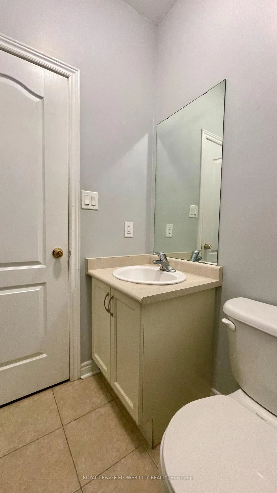 Photo 8 of 61 Powell Drive, Brampton, Sandringham-Wellington — HOMEH