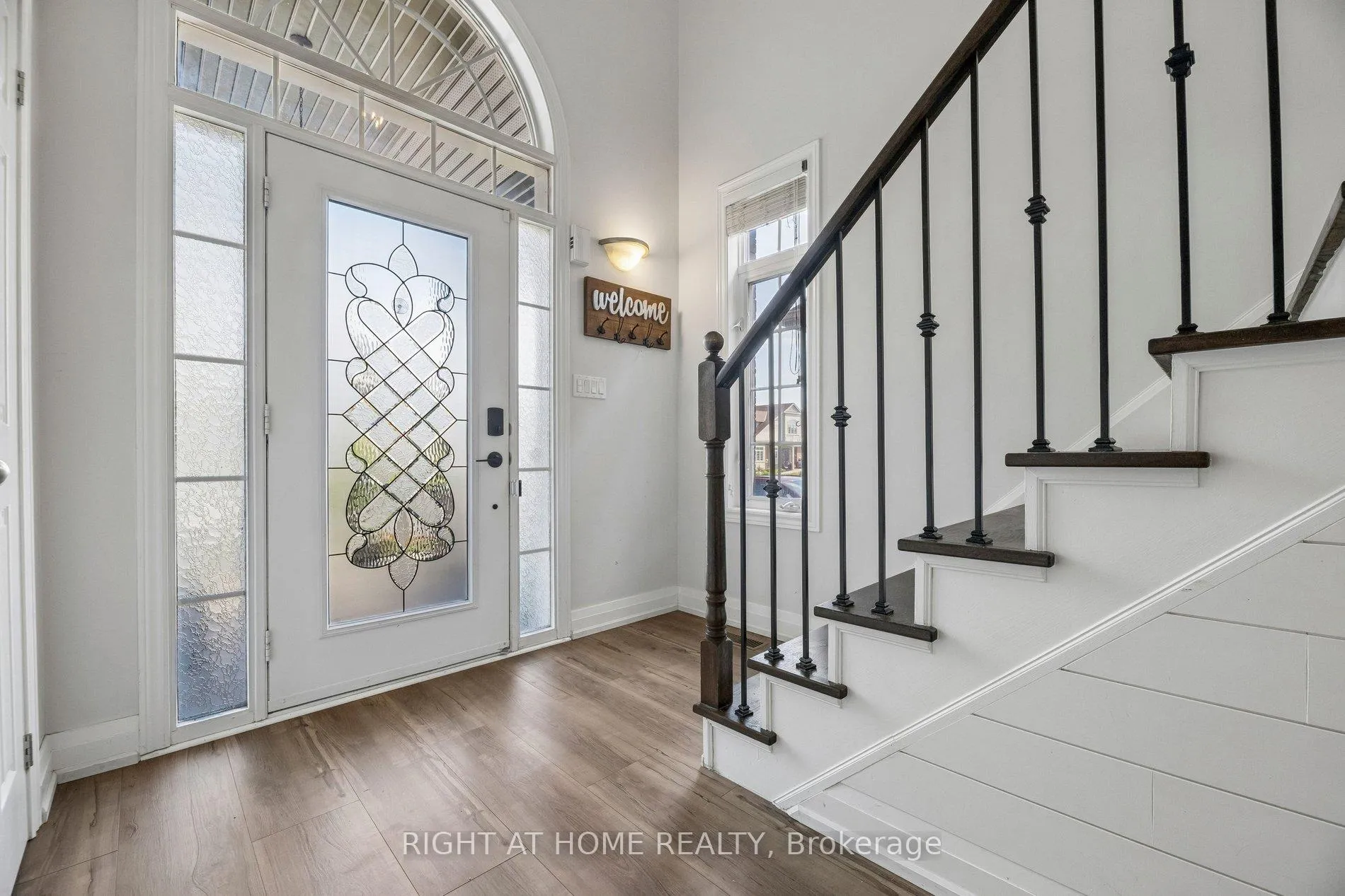 Photo 5 of 99 Hockley Avenue, Clarington, Bowmanville — HOMEH