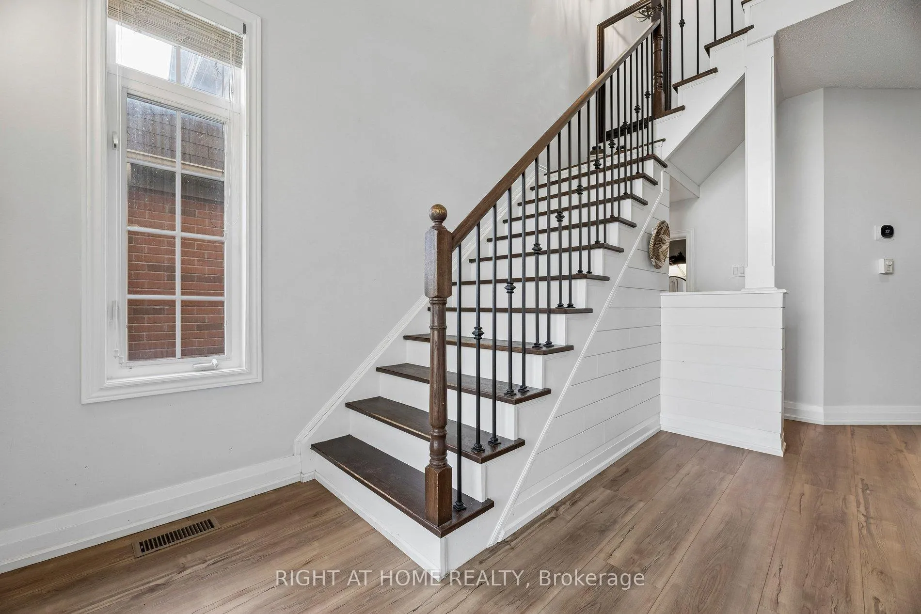 Photo 6 of 99 Hockley Avenue, Clarington, Bowmanville — HOMEH