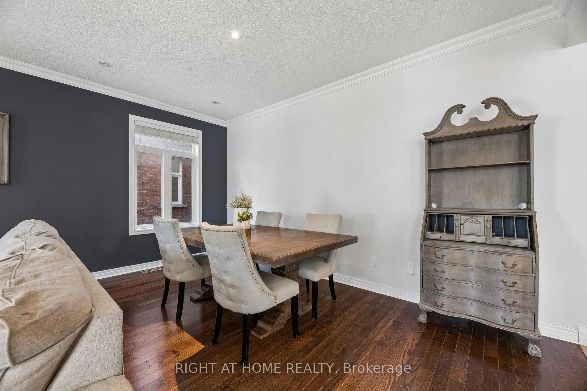 Photo 8 of 99 Hockley Avenue, Clarington, Bowmanville — HOMEH