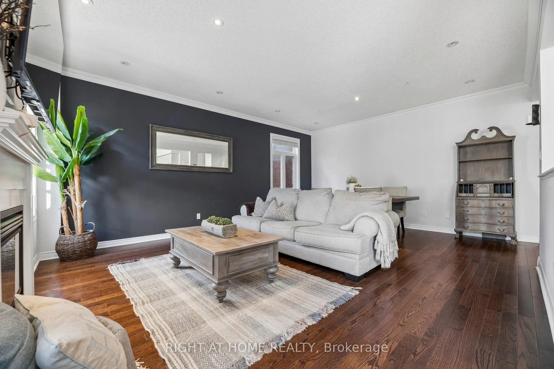 Photo 10 of 99 Hockley Avenue, Clarington, Bowmanville — HOMEH