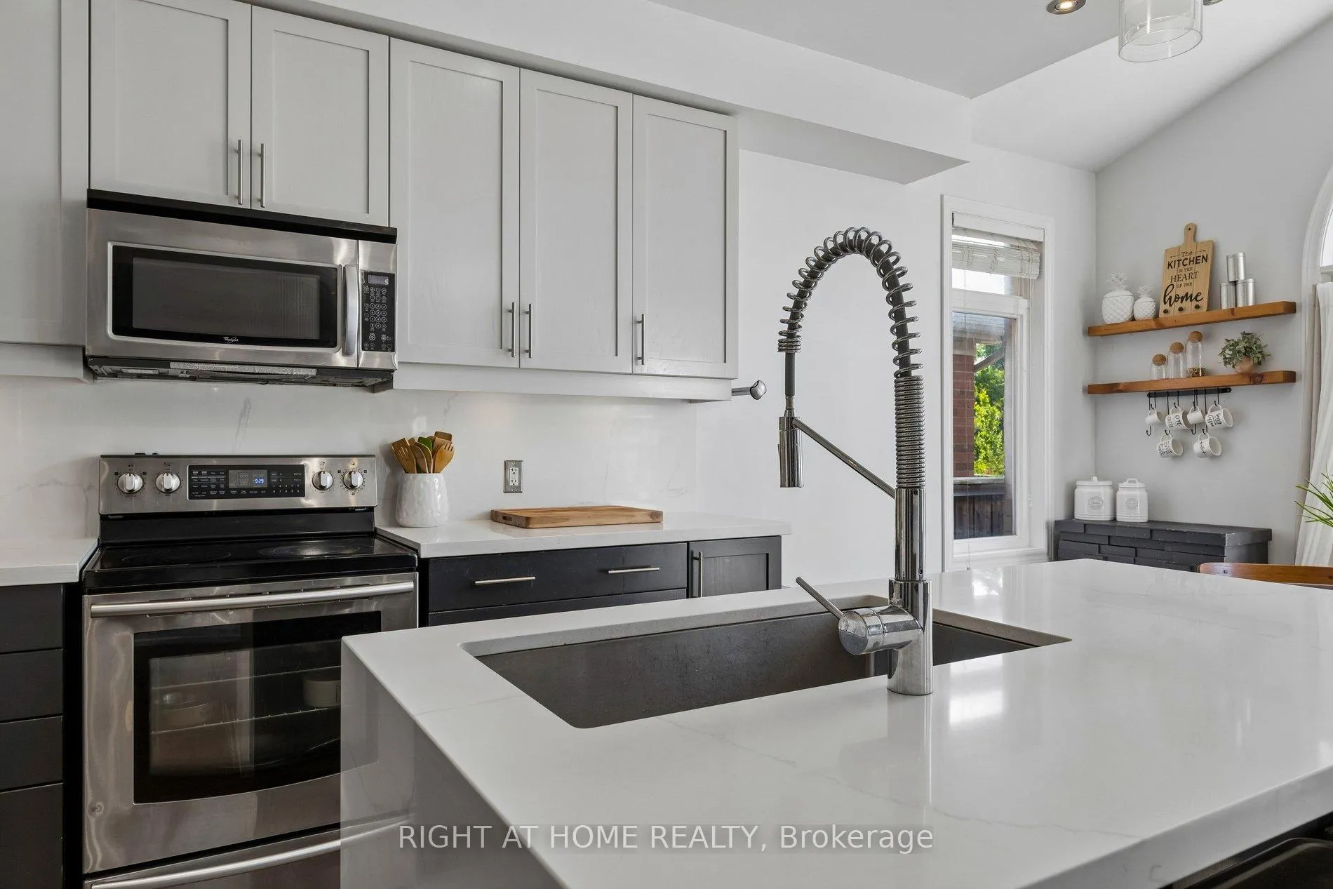Photo 19 of 99 Hockley Avenue, Clarington, Bowmanville — HOMEH