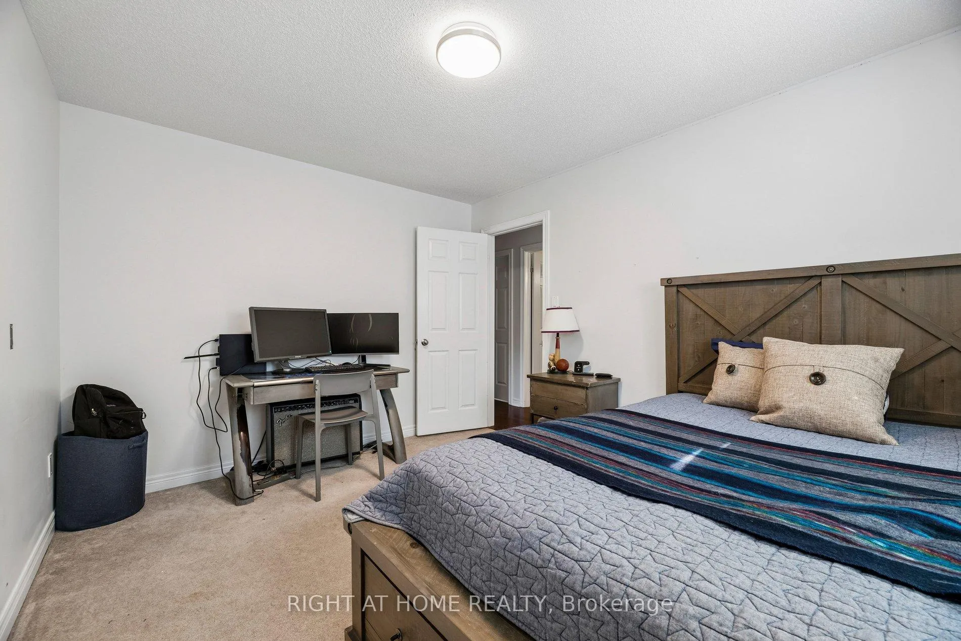 Photo 25 of 99 Hockley Avenue, Clarington, Bowmanville — HOMEH