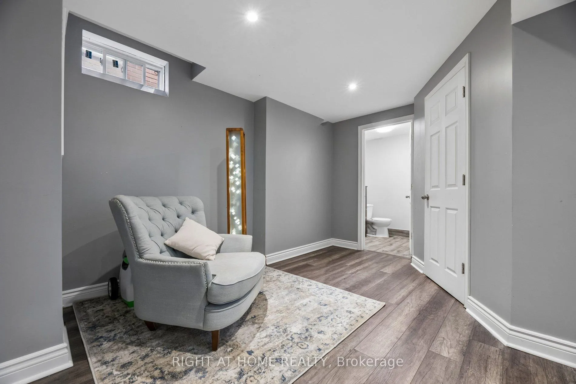 Photo 40 of 99 Hockley Avenue, Clarington, Bowmanville — HOMEH