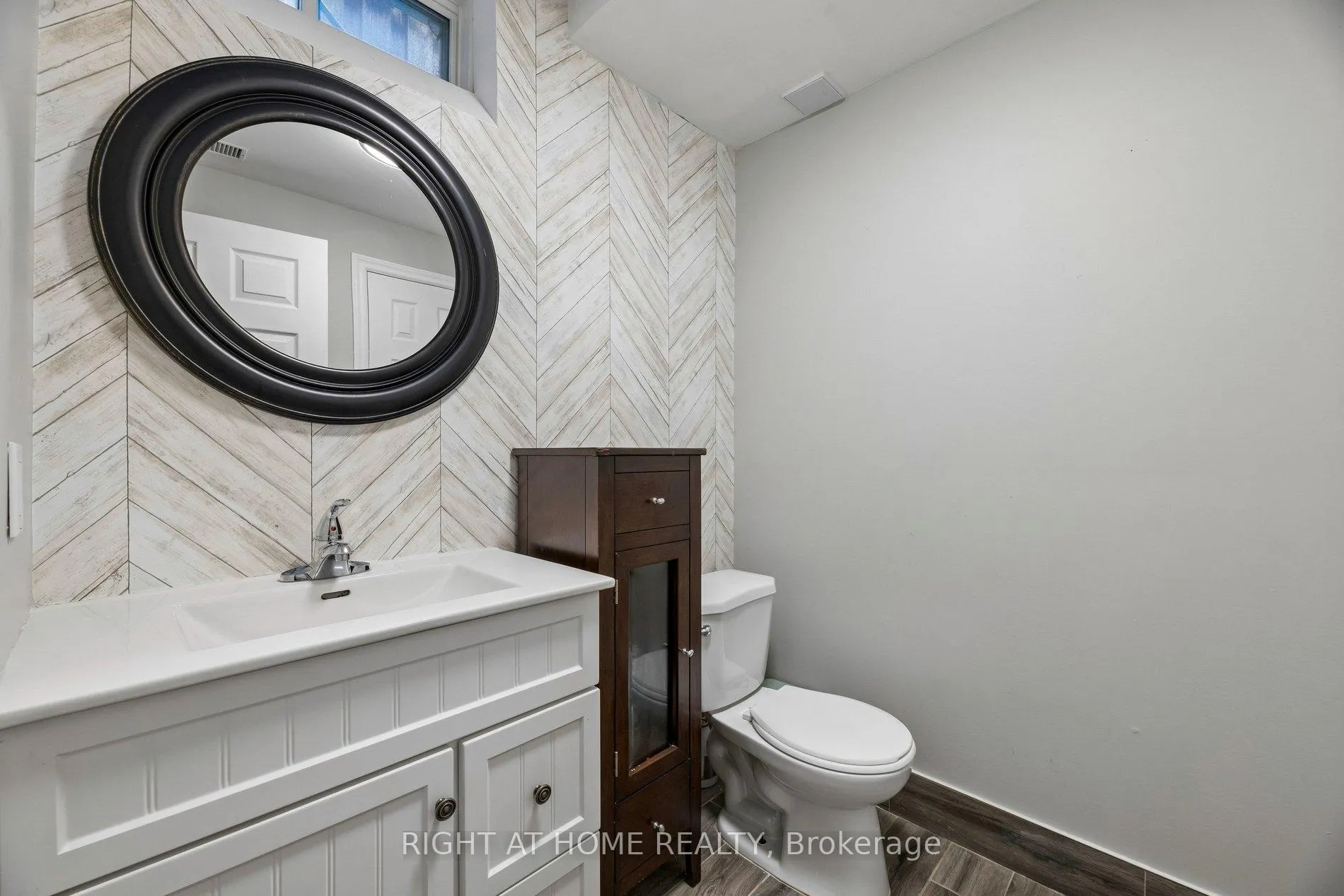 Photo 41 of 99 Hockley Avenue, Clarington, Bowmanville — HOMEH