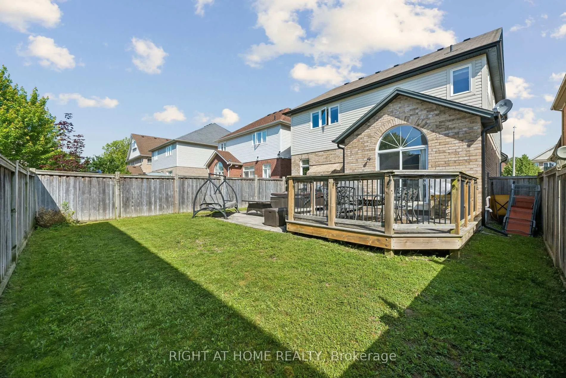 Photo 43 of 99 Hockley Avenue, Clarington, Bowmanville — HOMEH