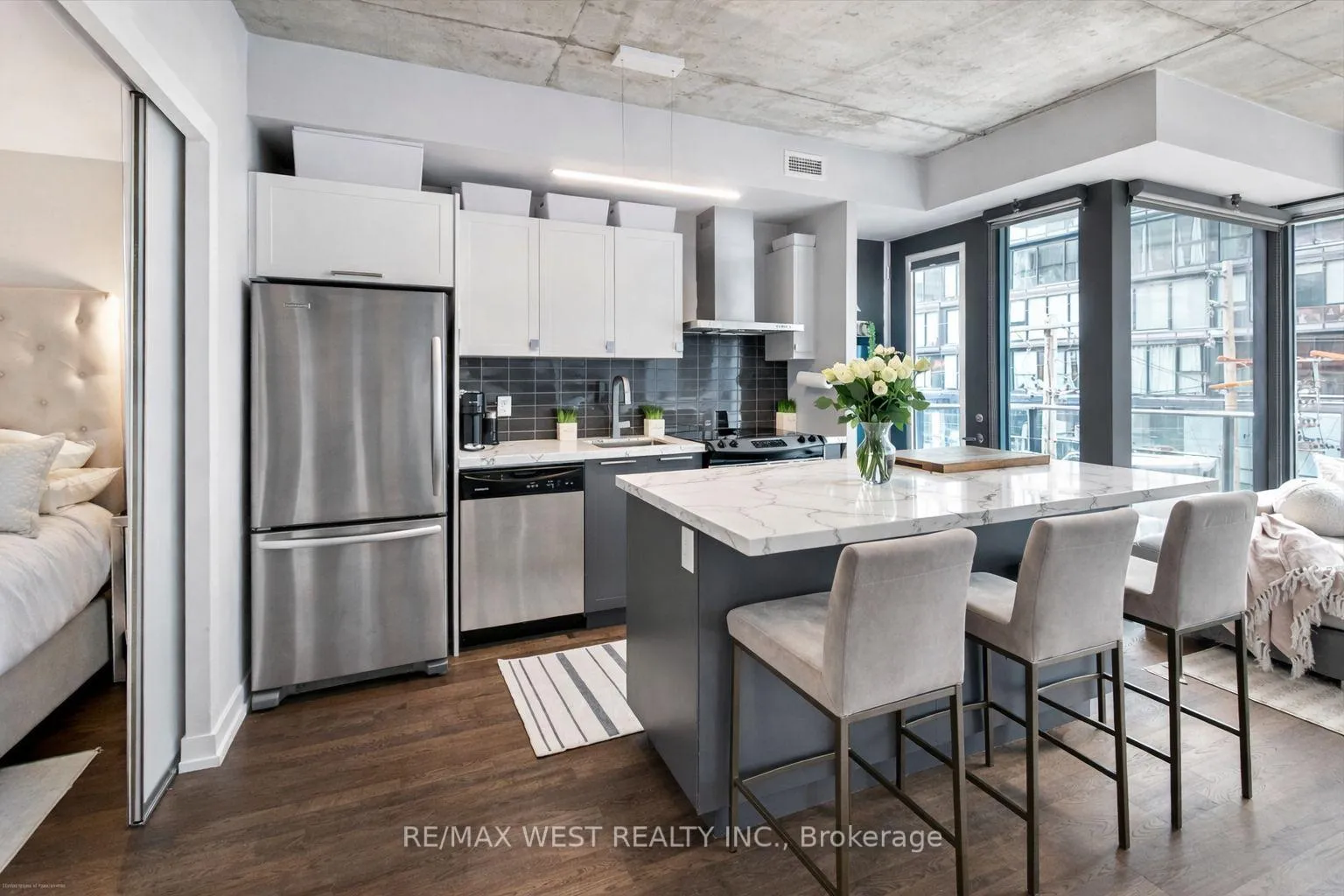 Photo 11 of Unit 310, 650 King Street W, Toronto, Waterfront Communities — HOMEH