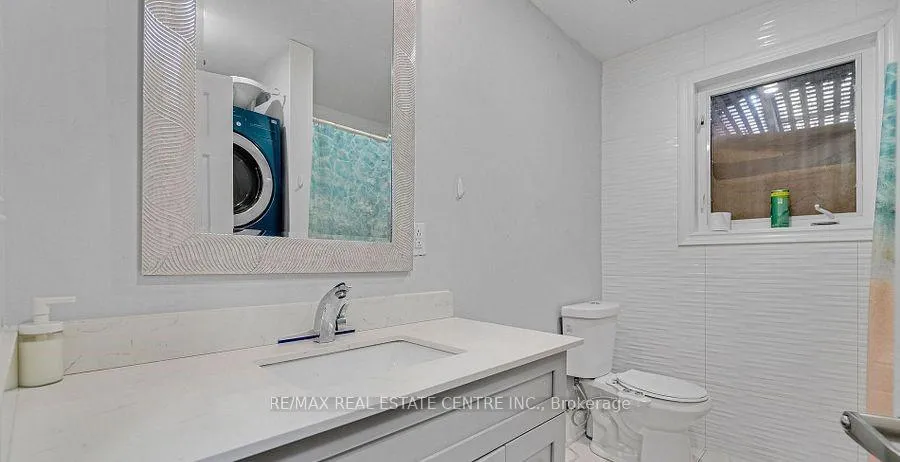 Photo 14 of 1011 Pearson Drive, Oakville, College Park — HOMEH