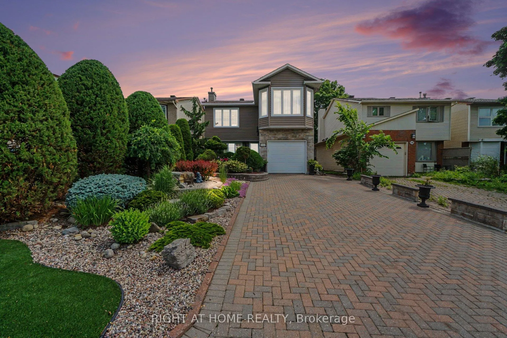 Front of 1484 Meadowbrook Road