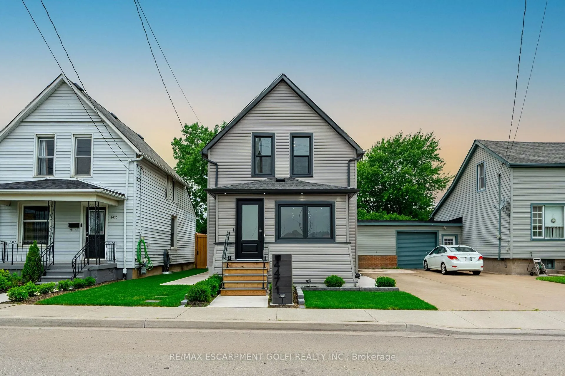 Photo 1 of 4471 First Avenue, Niagara Falls, Downtown — HOMEH