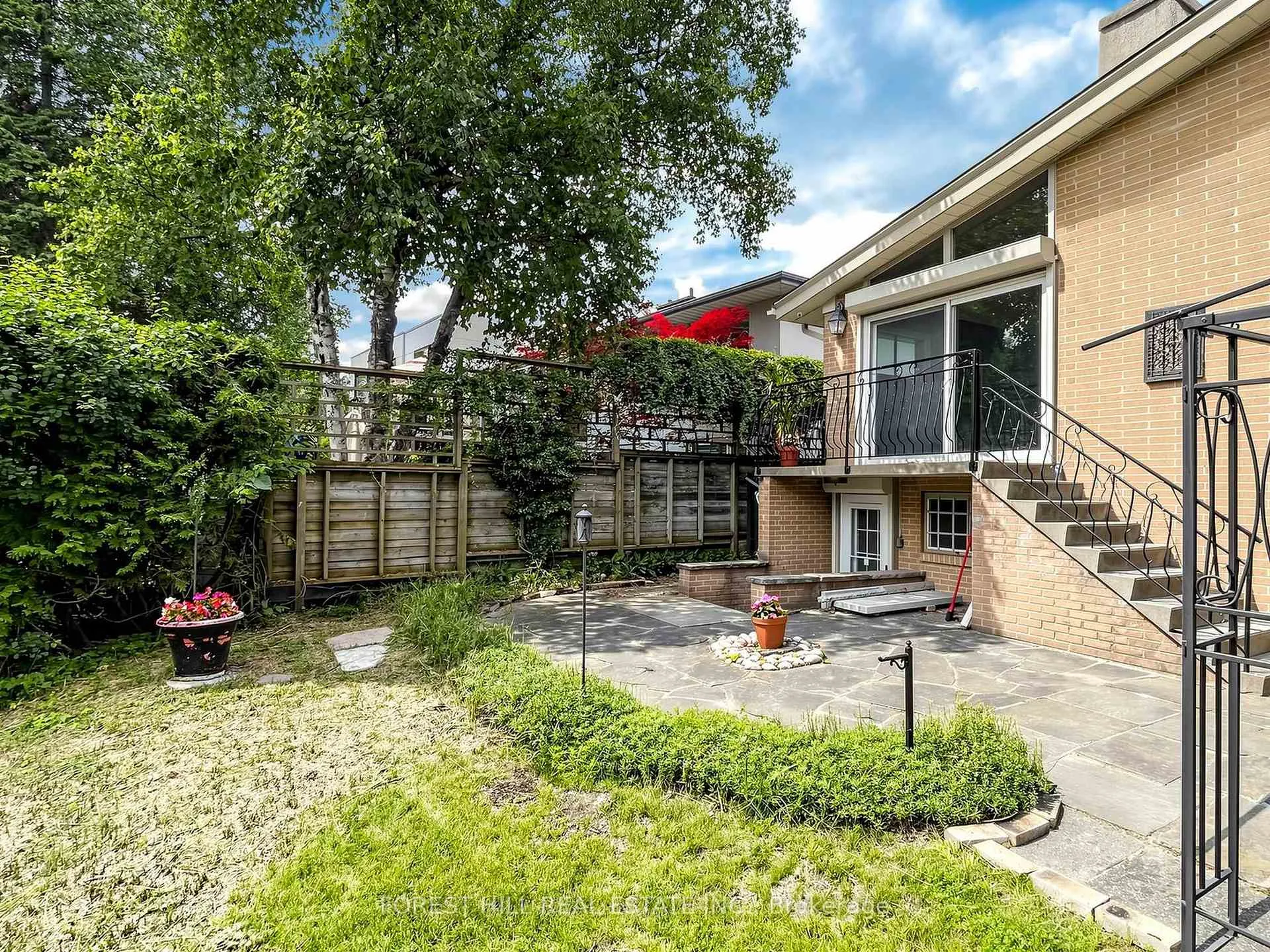 Photo 62 of 91 Citation Drive, North York, Bayview Village — HOMEH