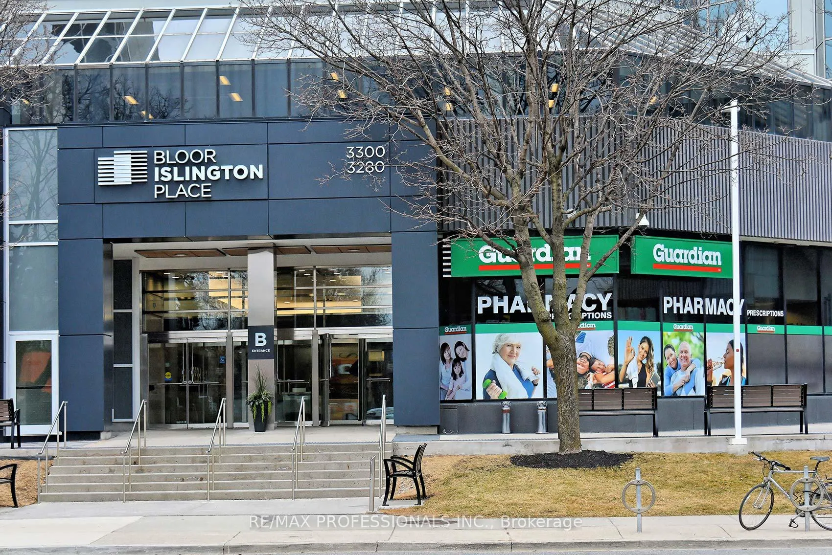 Photo 27 of 1213 Islington Avenue, Etobicoke, Stonegate-Queensway — HOMEH