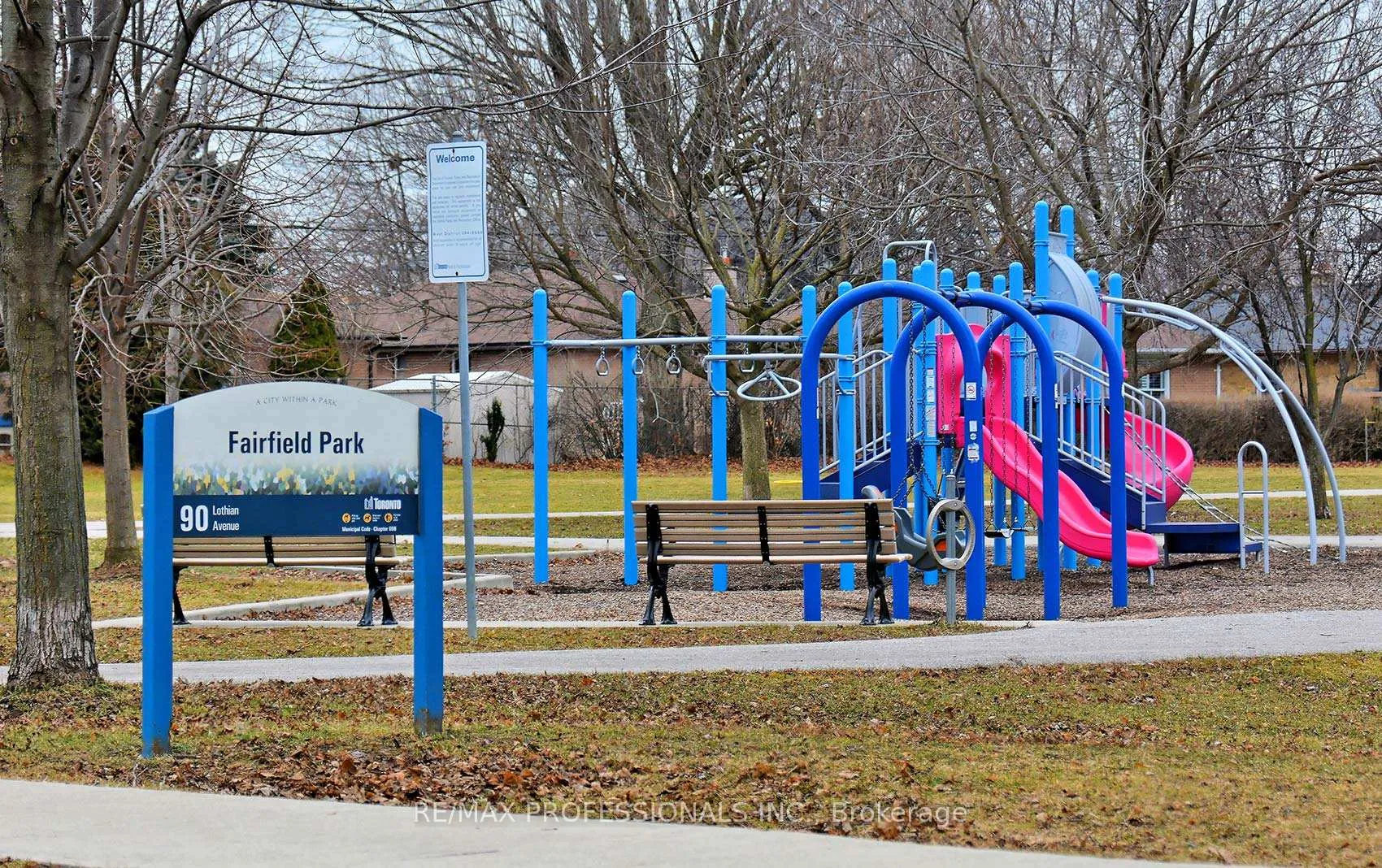 Photo 32 of 1213 Islington Avenue, Etobicoke, Stonegate-Queensway — HOMEH