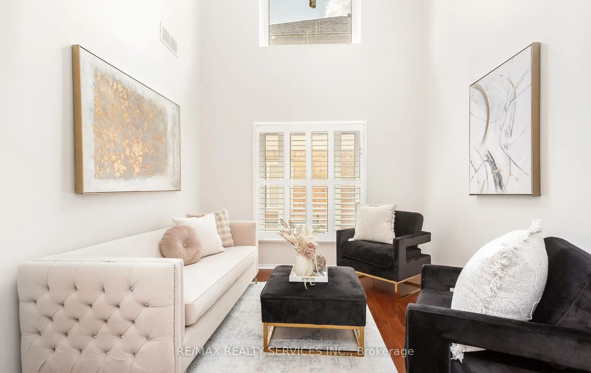 Photo 5 of 4110 Forest Run Avenue, Burlington, Tansley — HOMEH