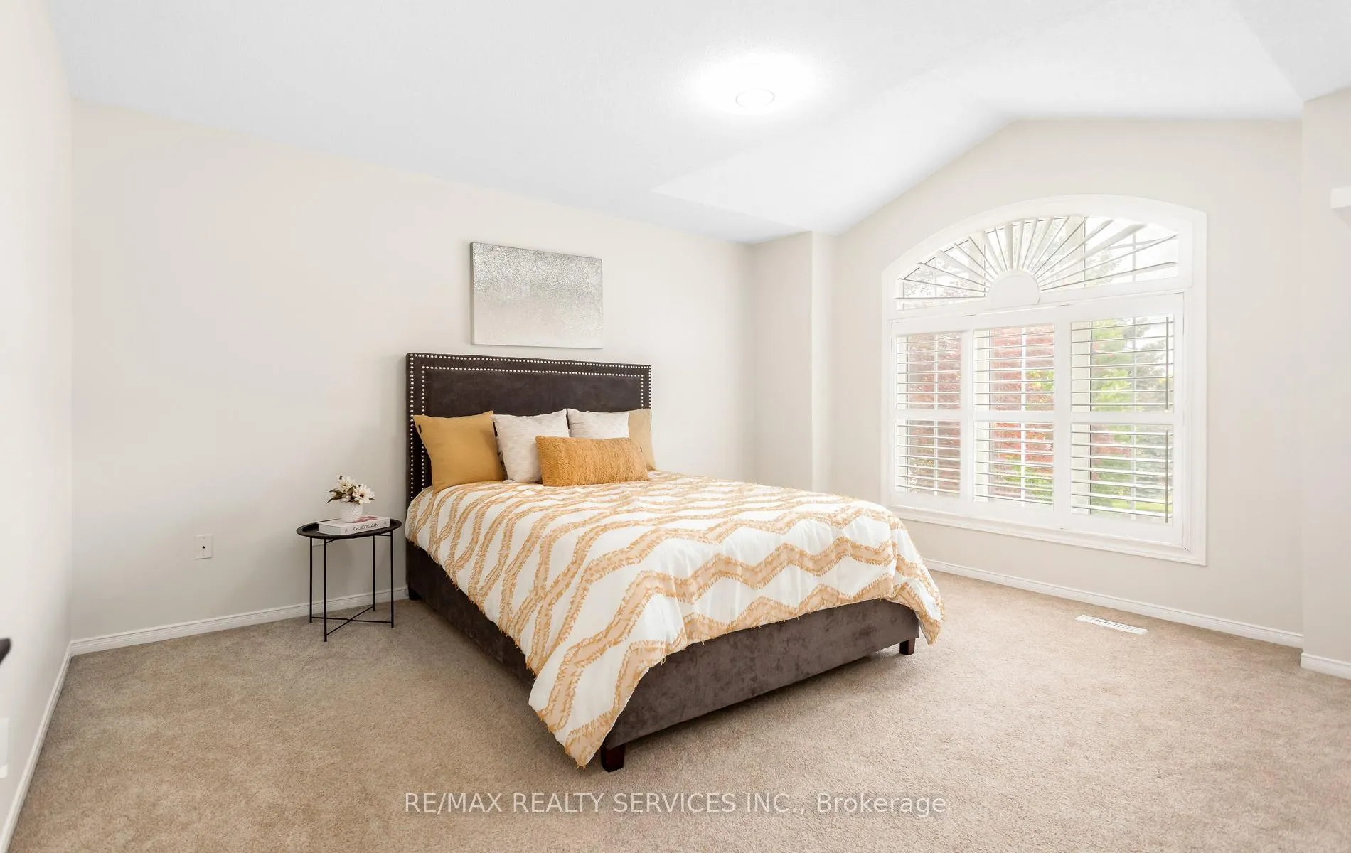 Photo 24 of 4110 Forest Run Avenue, Burlington, Tansley — HOMEH