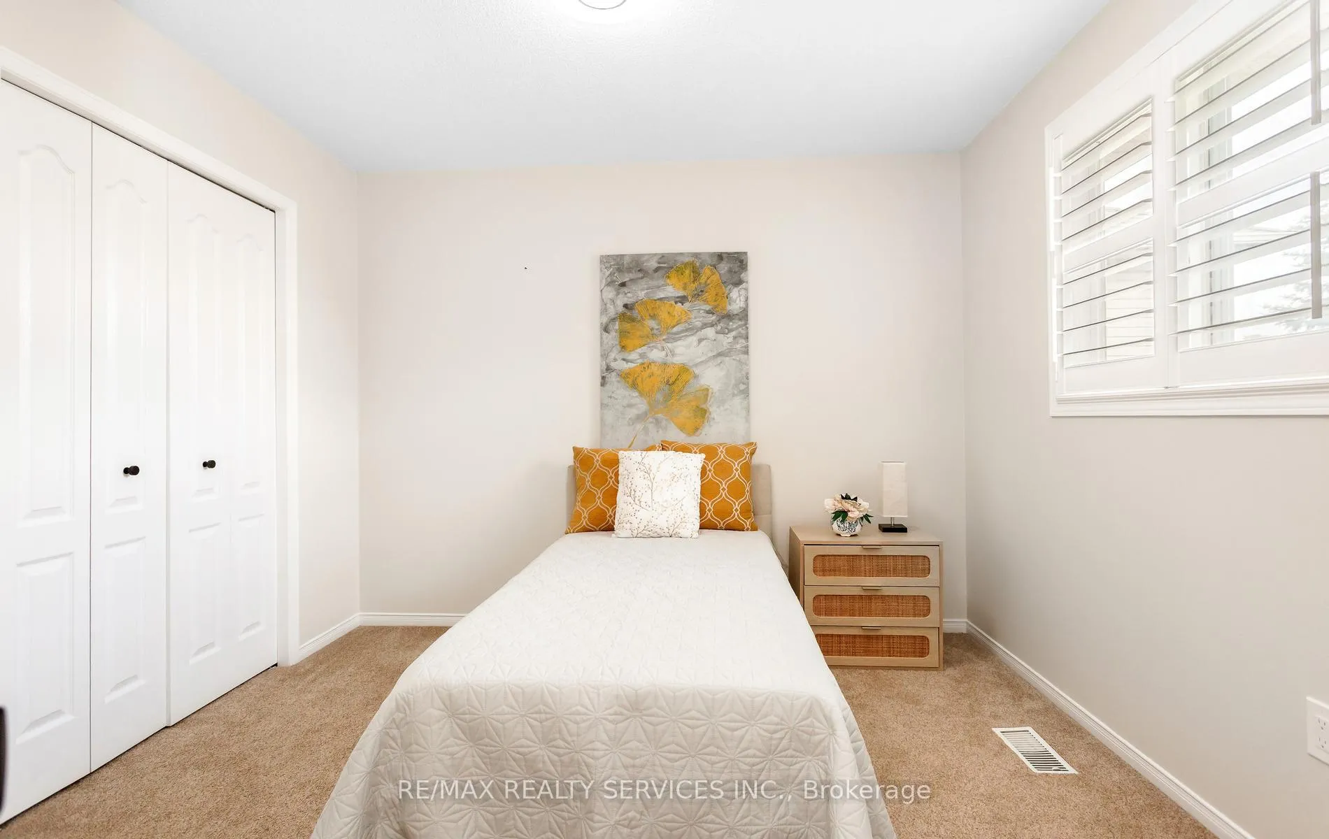 Photo 26 of 4110 Forest Run Avenue, Burlington, Tansley — HOMEH