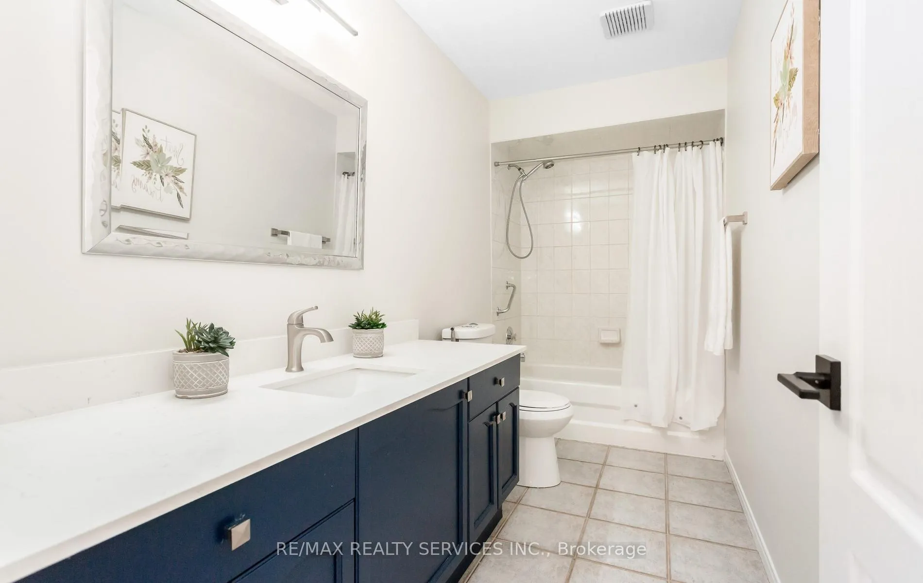 Photo 27 of 4110 Forest Run Avenue, Burlington, Tansley — HOMEH