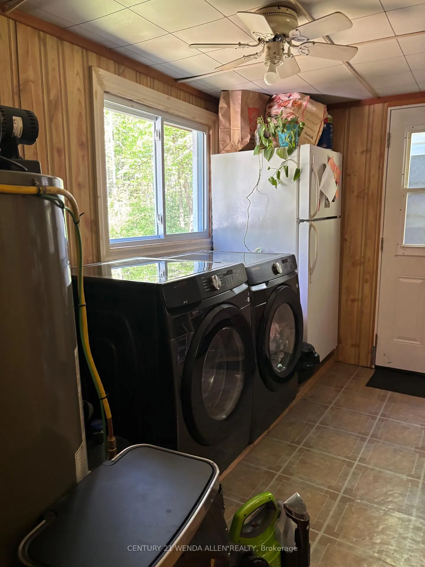 Photo 10 of 2913 Highway 11 N, Temagami — HOMEH