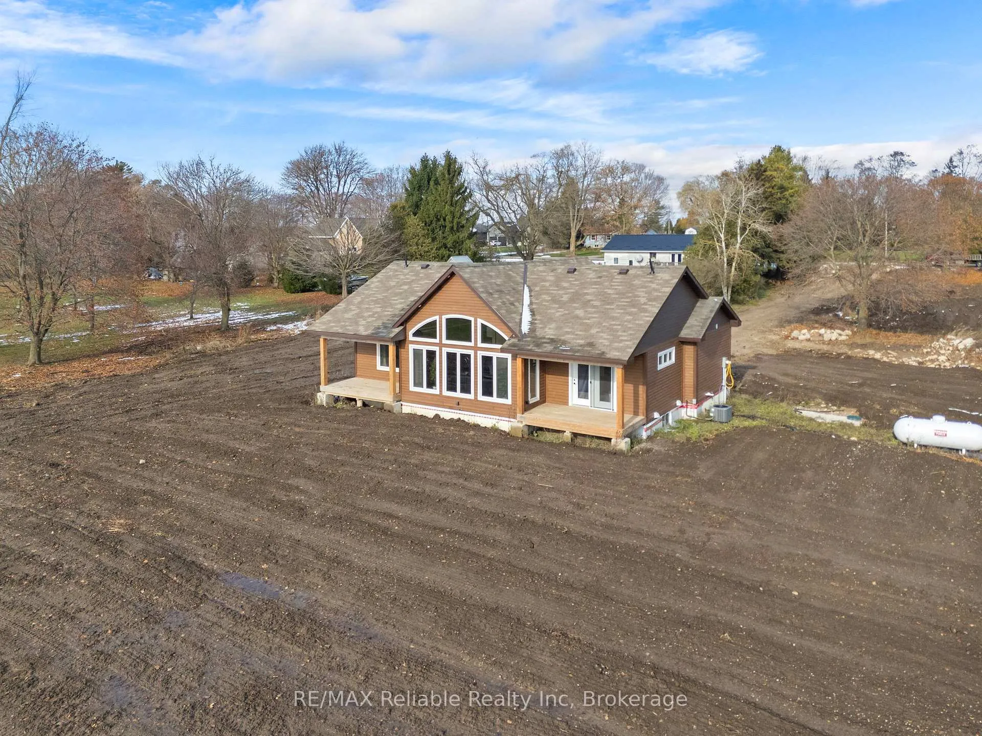 Photo of 43841 Cranbrook Road