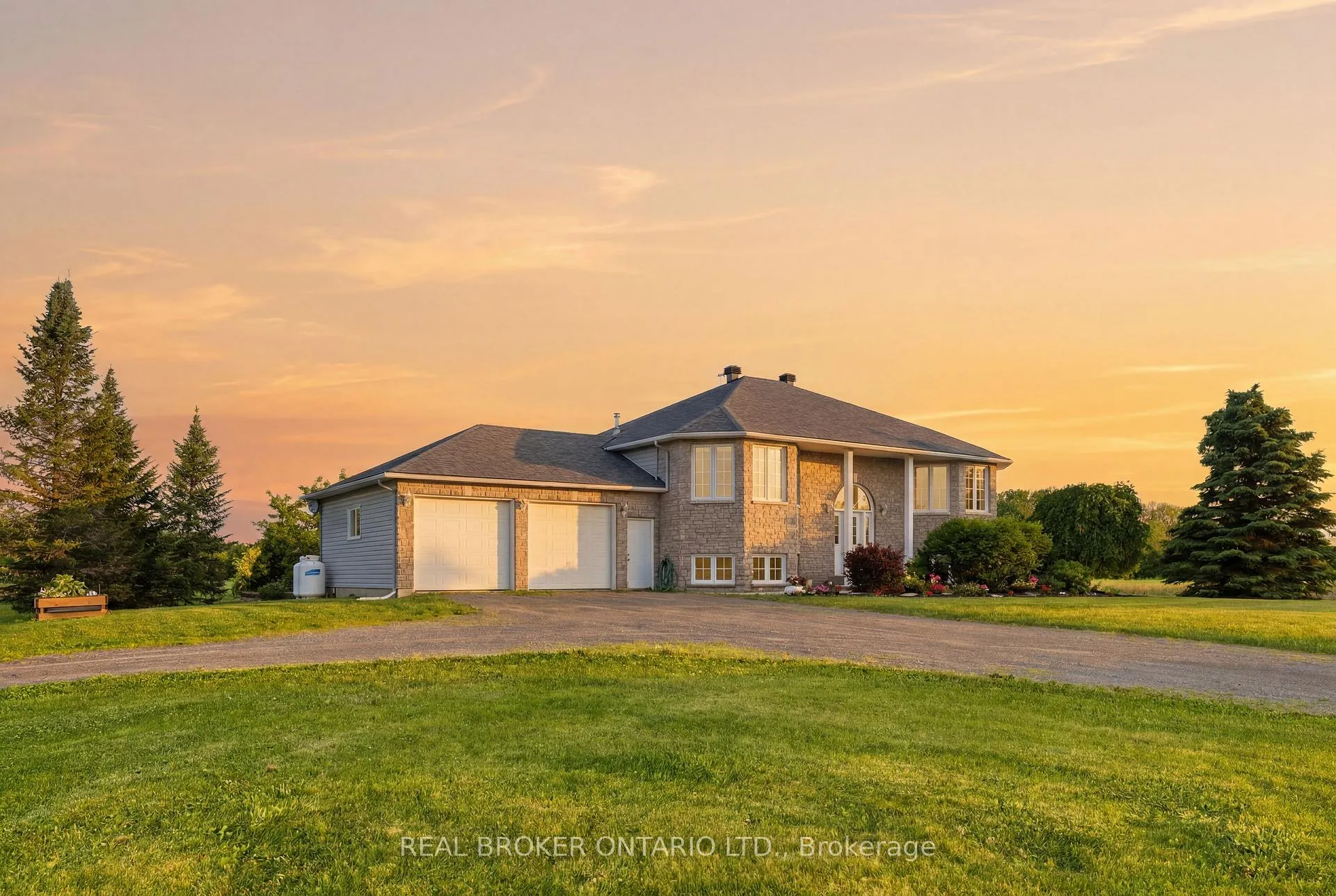 Photo of 1659 Lindsay Road