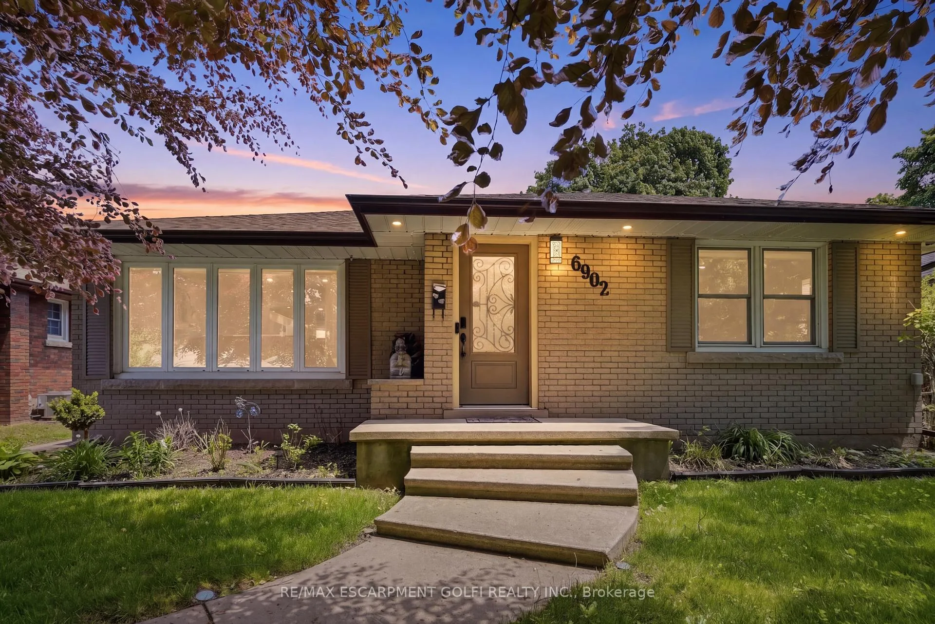 Photo 1 of 6902 Dell Avenue, Niagara Falls, Arad/Fallsview — HOMEH