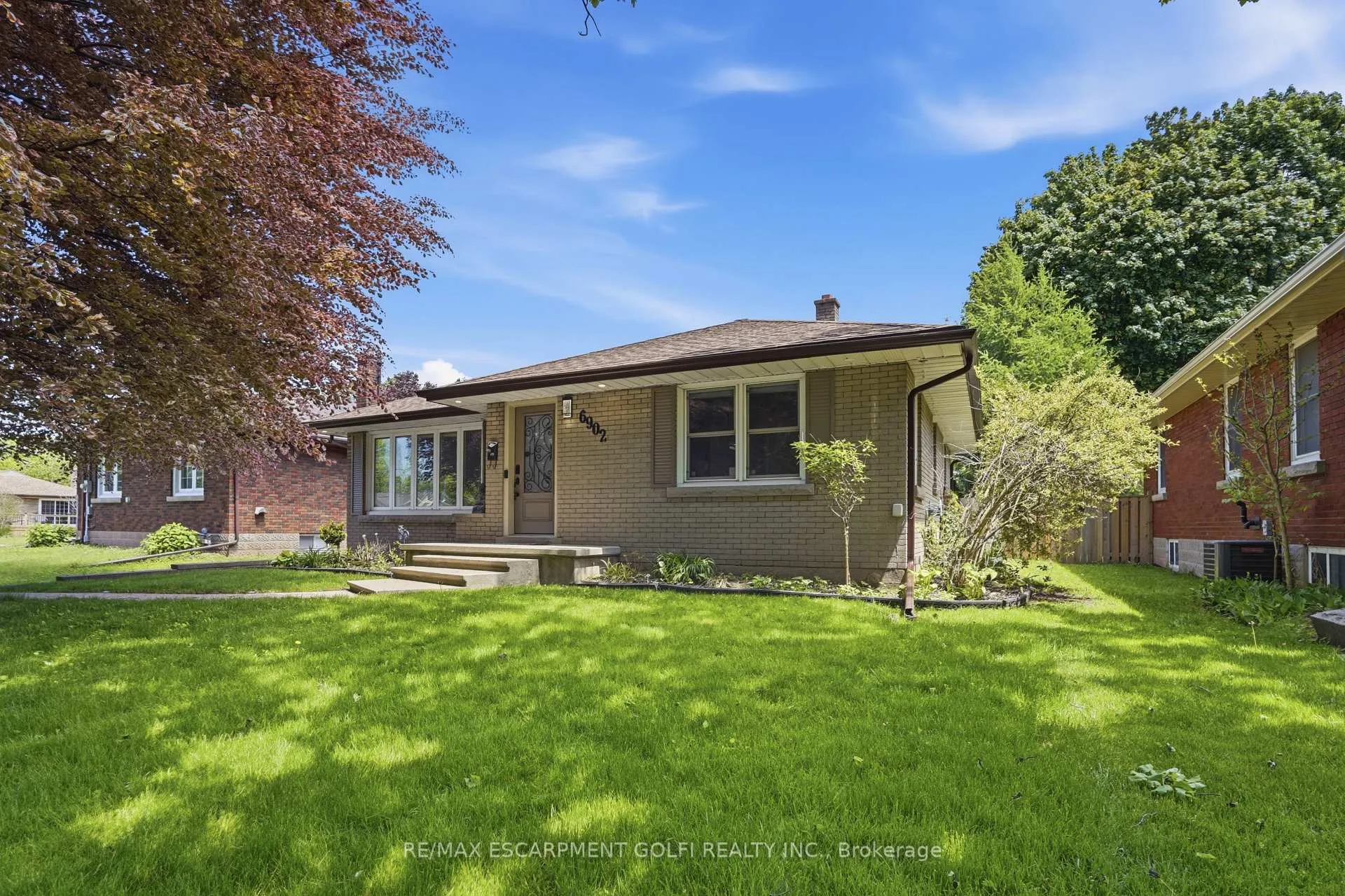 Photo 3 of 6902 Dell Avenue, Niagara Falls, Arad/Fallsview — HOMEH